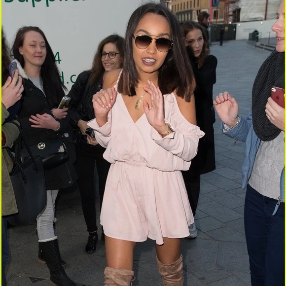 In The Style Pink Off-Shoulder Romper - Picture 2 of 6